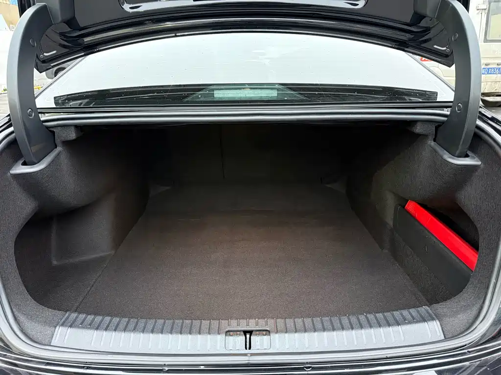 Volkswagen Passat — фото 29