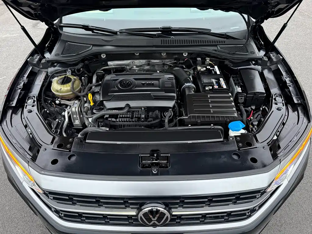 Volkswagen Passat — фото 31