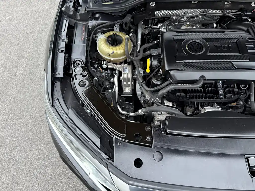 Volkswagen Passat — фото 32