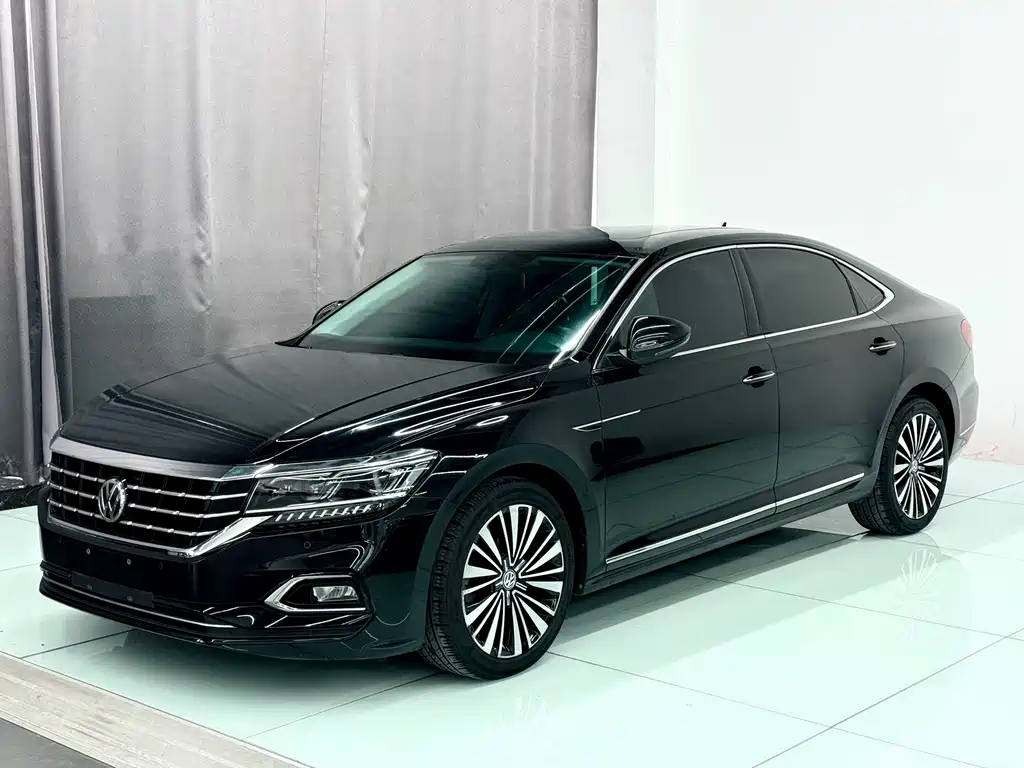 Volkswagen Passat — фото 2