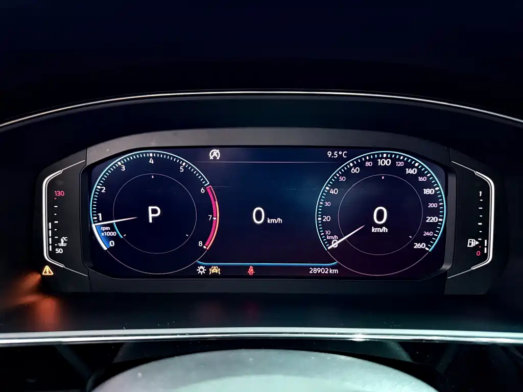 Volkswagen Passat — фото 18