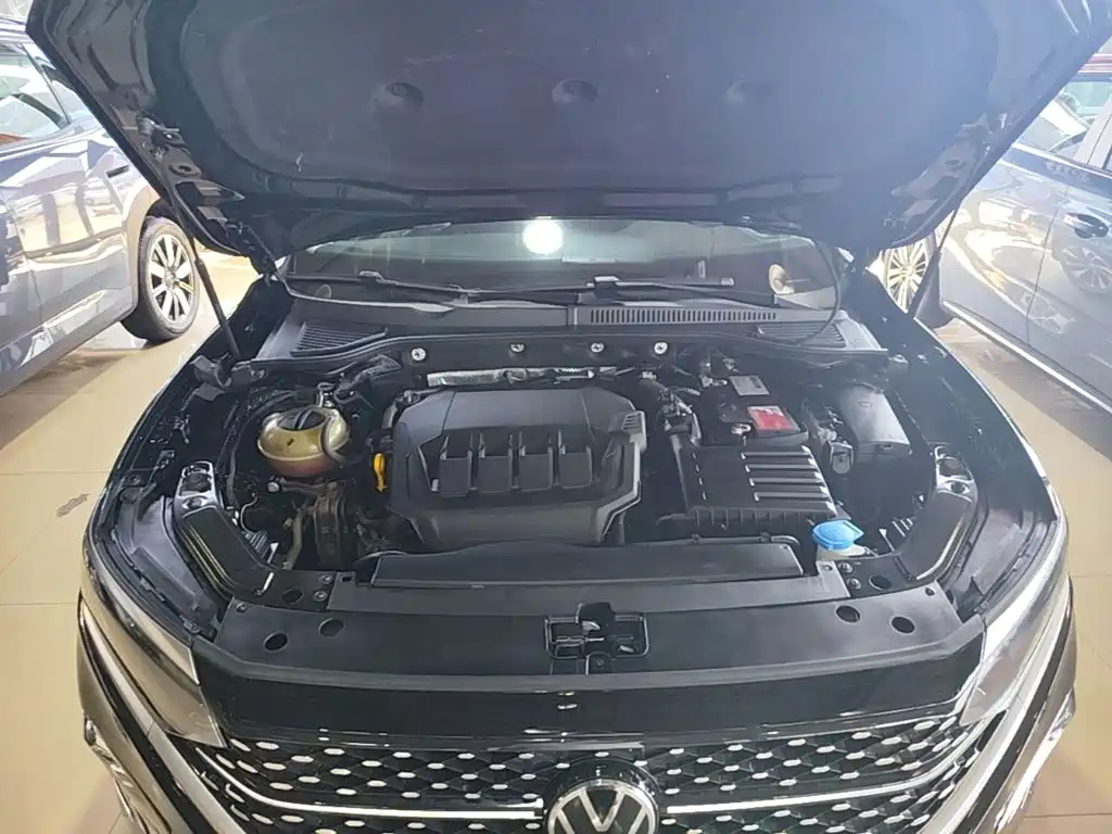 Volkswagen Passat — фото 20