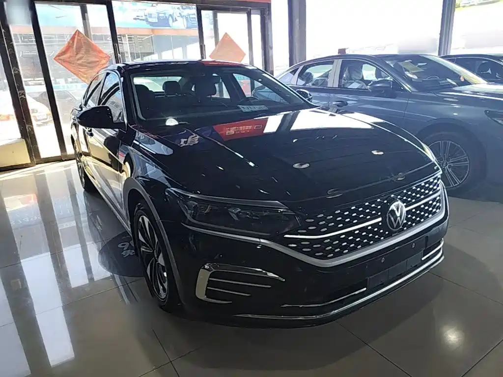 Volkswagen Passat — фото 4