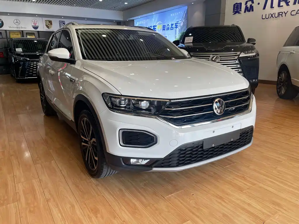 Volkswagen T-Roc — фото 3