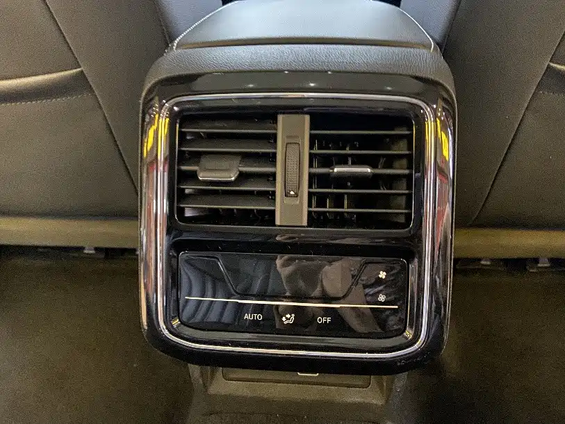 Volkswagen Passat — фото 9