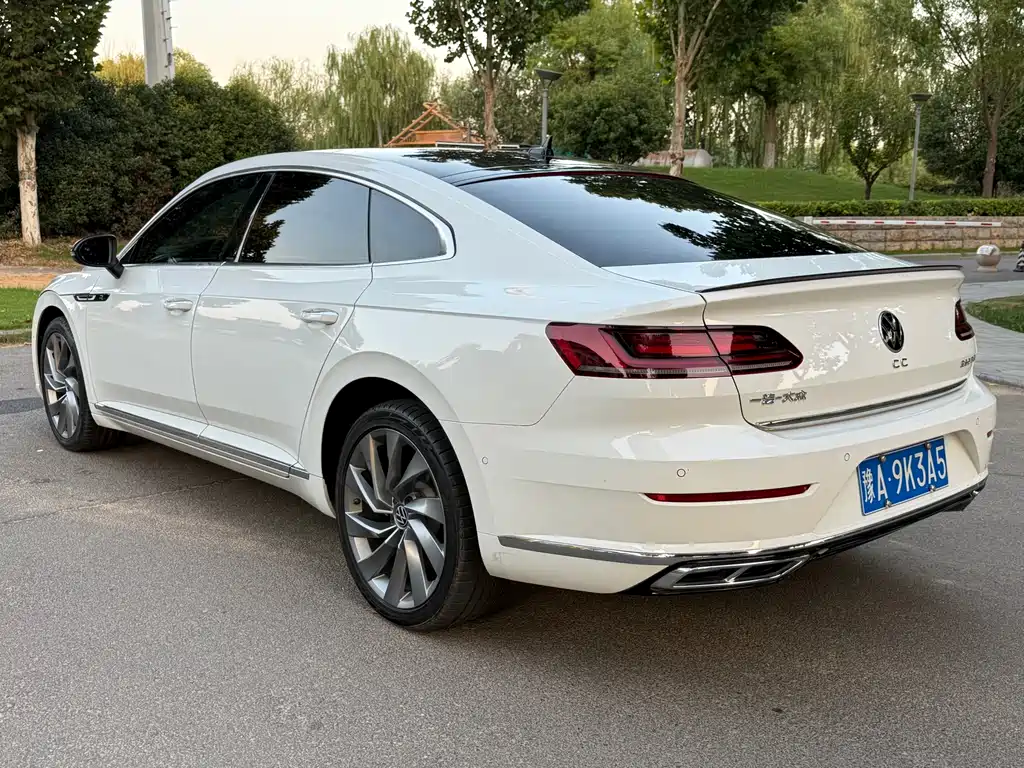 Volkswagen CC — фото 10