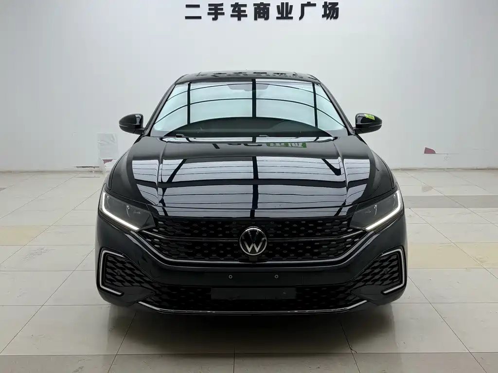 Volkswagen Passat — фото 3