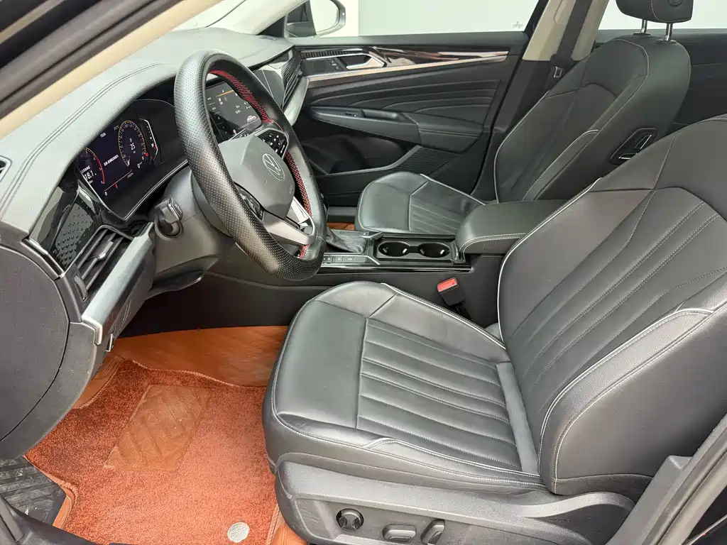 Volkswagen Passat — фото 8