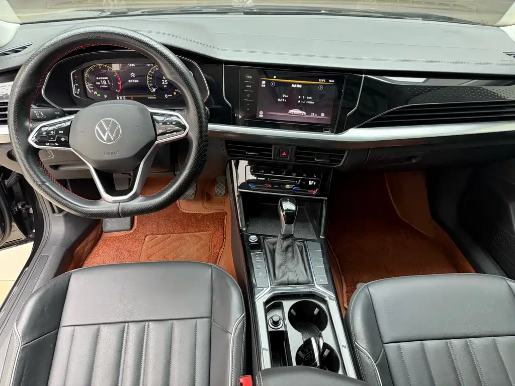 Volkswagen Passat — фото 10
