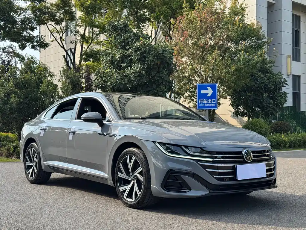 Volkswagen CC — фото 3
