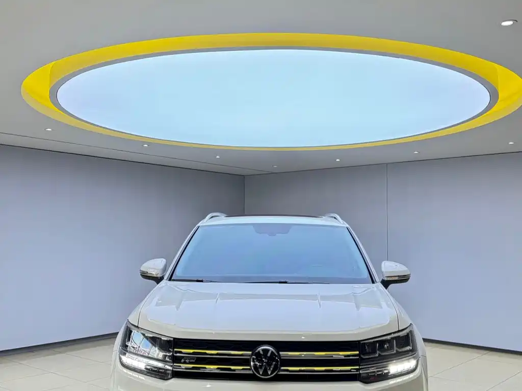 Volkswagen Tharu — фото 2