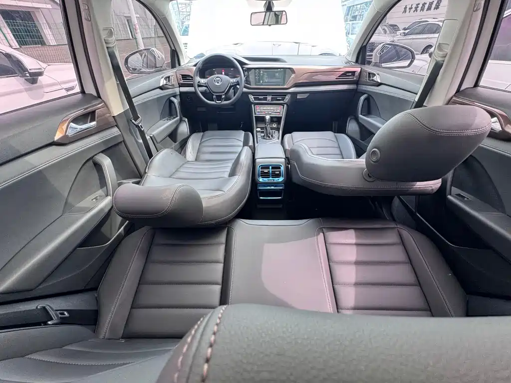 Volkswagen Tharu — фото 20