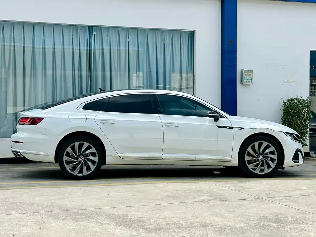 Volkswagen CC — фото 2