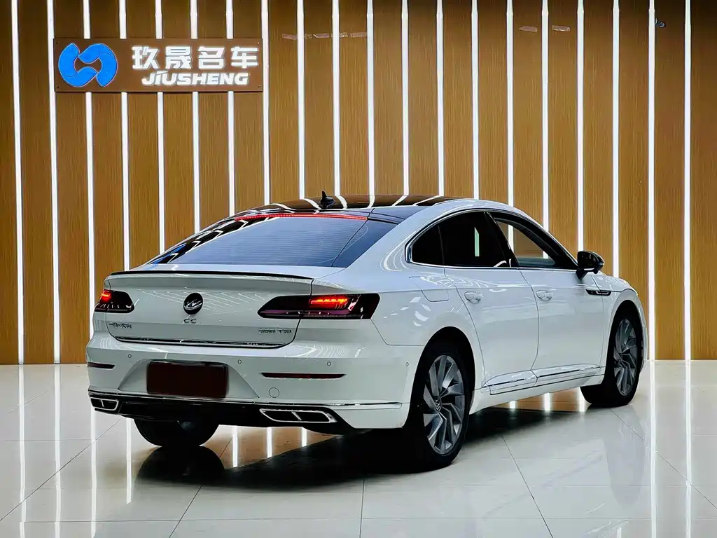 Volkswagen CC — фото 14