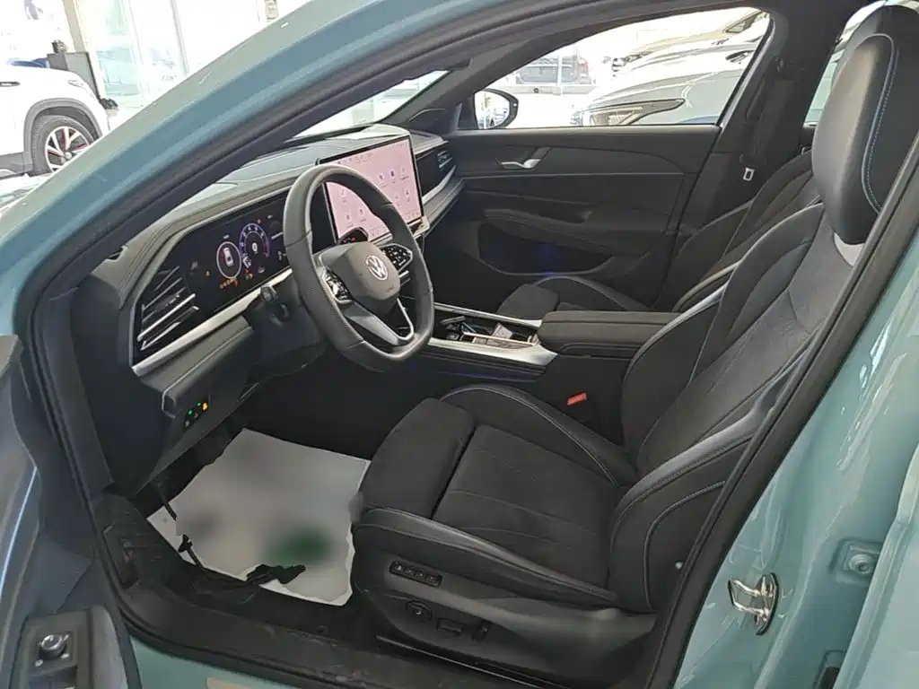Volkswagen Passat — фото 15