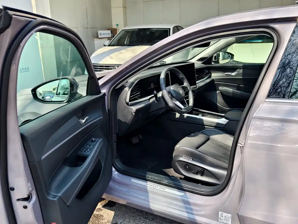 Volkswagen Passat — фото 8