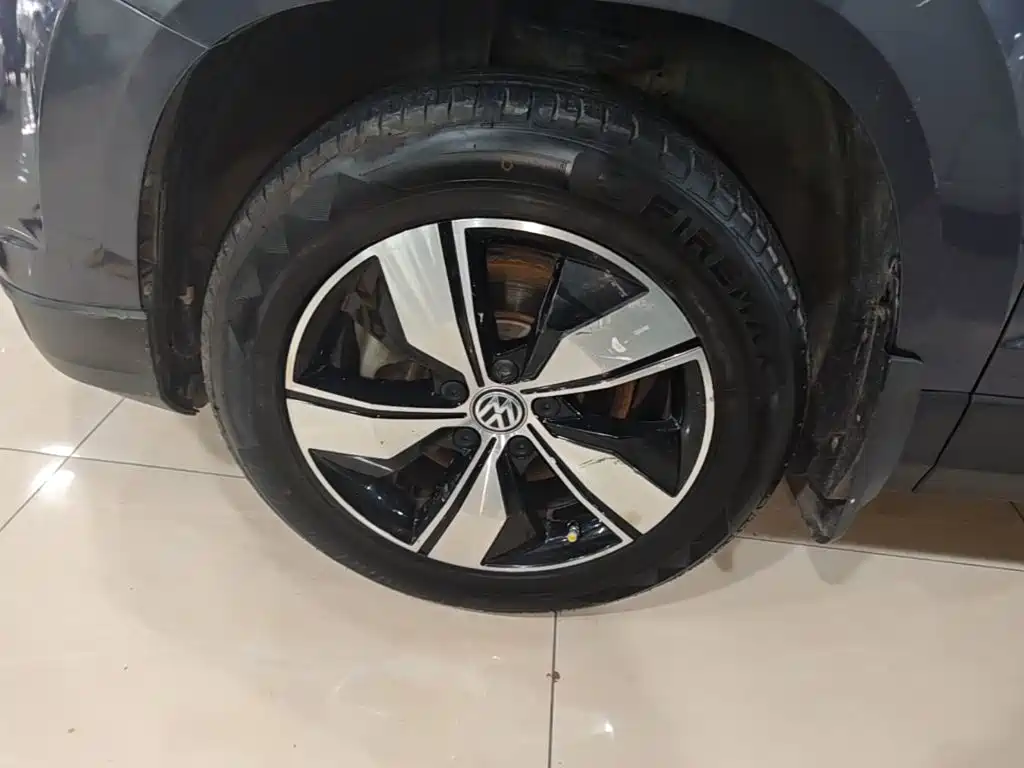 Volkswagen Tharu — фото 23