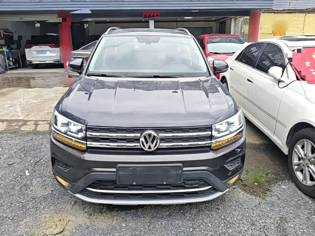 Volkswagen Tharu — фото 3