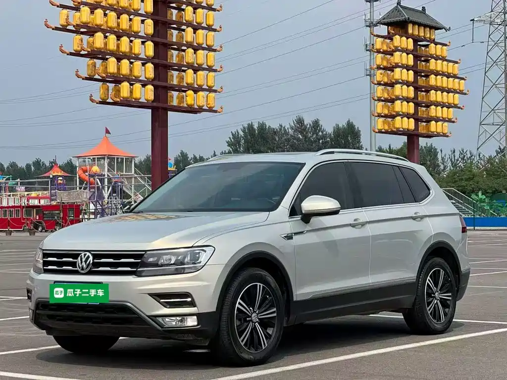 Volkswagen Tiguan L — фото 2