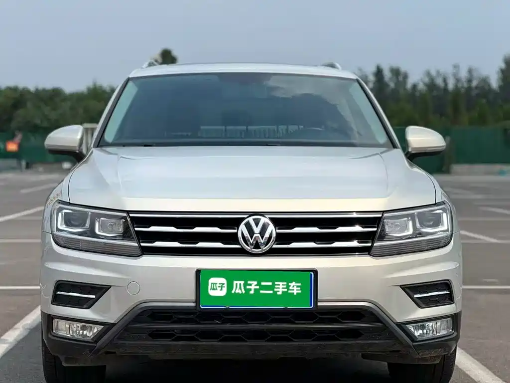 Volkswagen Tiguan L — фото 3