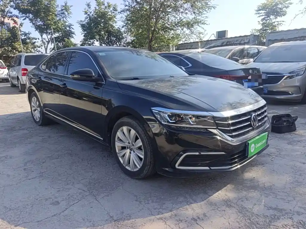 Volkswagen Passat — фото 4