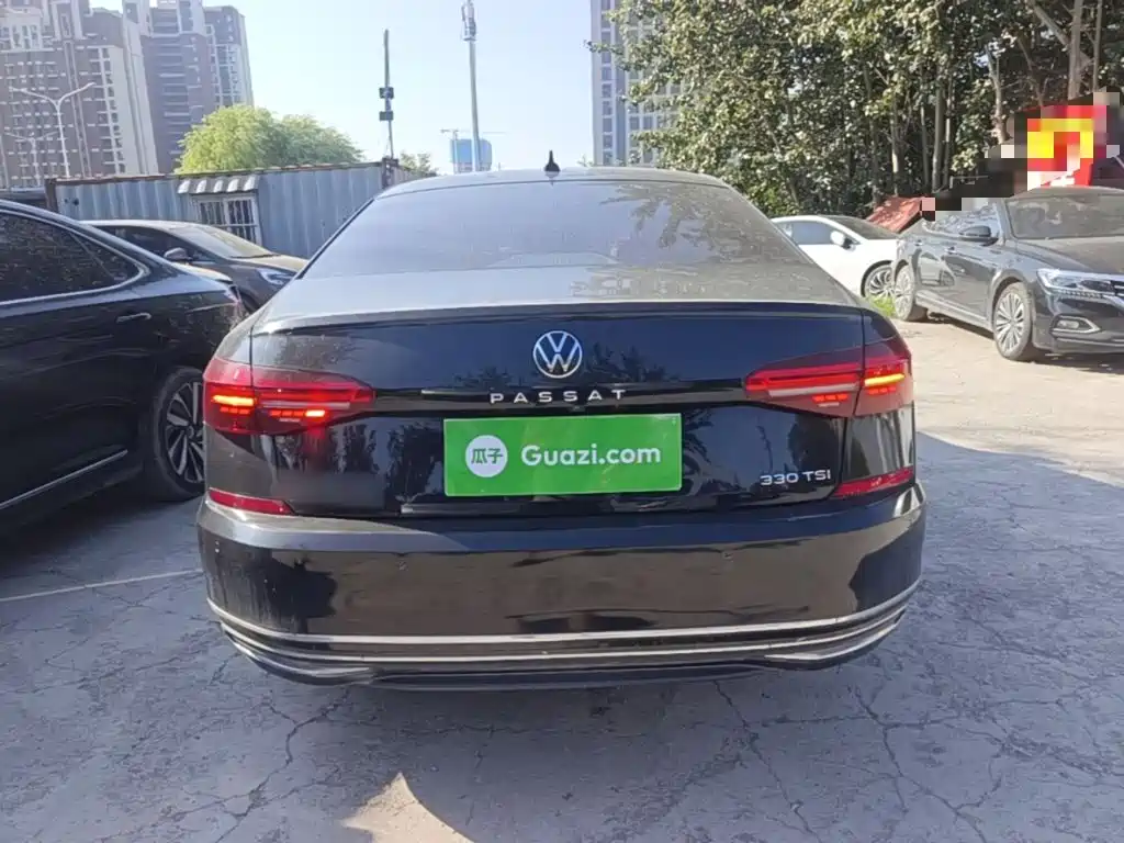 Volkswagen Passat — фото 6