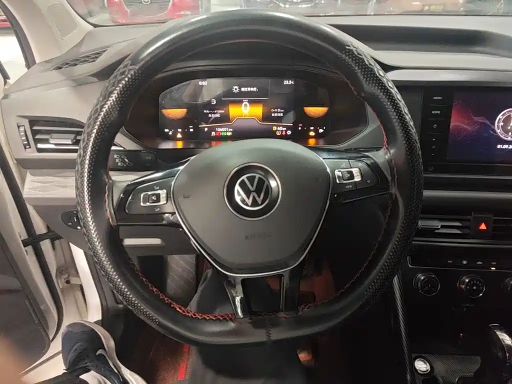 Volkswagen Tharu — фото 11