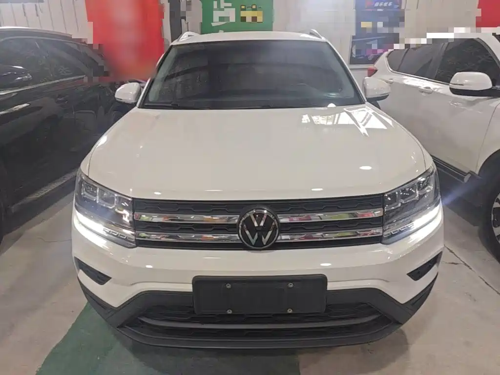 Volkswagen Tharu — фото 3