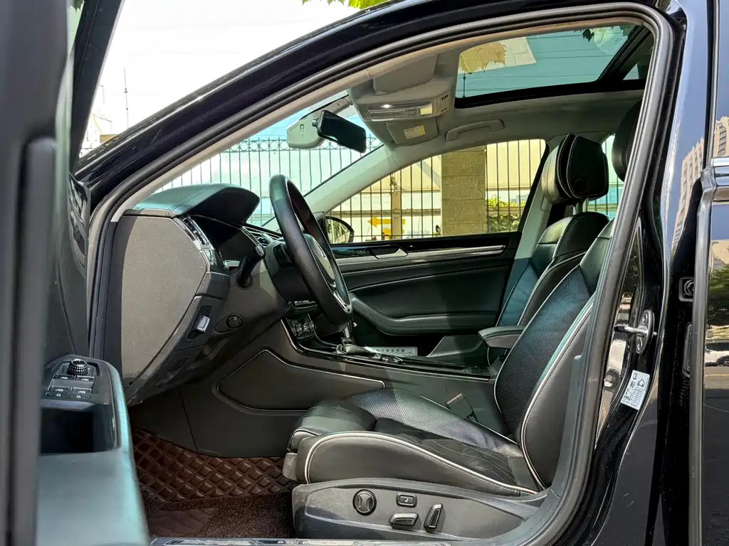 Volkswagen Phideon — фото 4