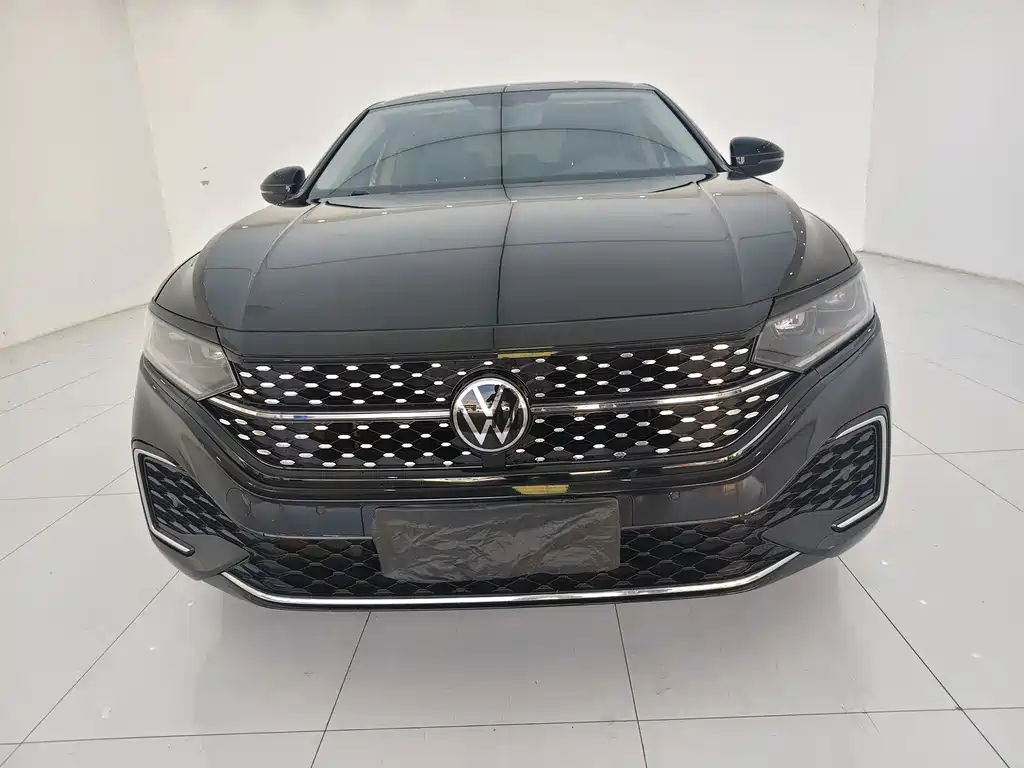 Volkswagen Passat — фото 2