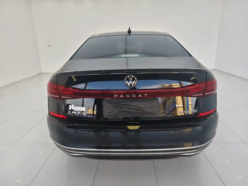 Volkswagen Passat — фото 11