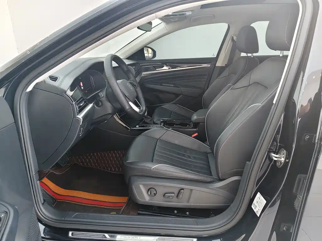 Volkswagen Passat — фото 4