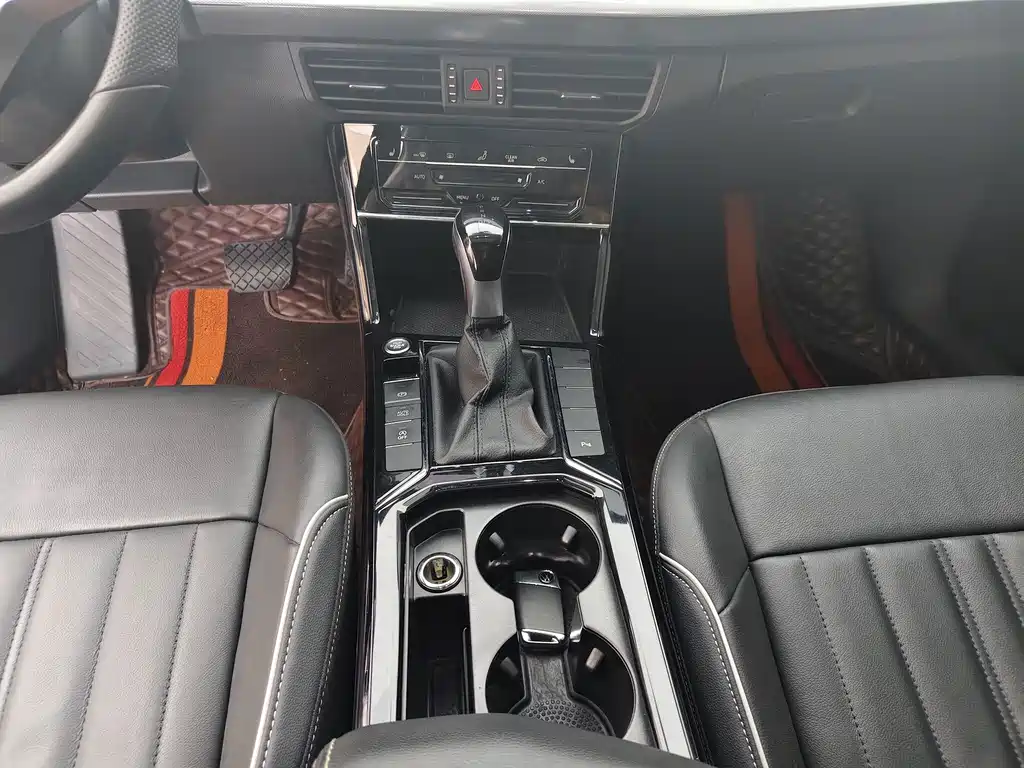 Volkswagen Passat — фото 7