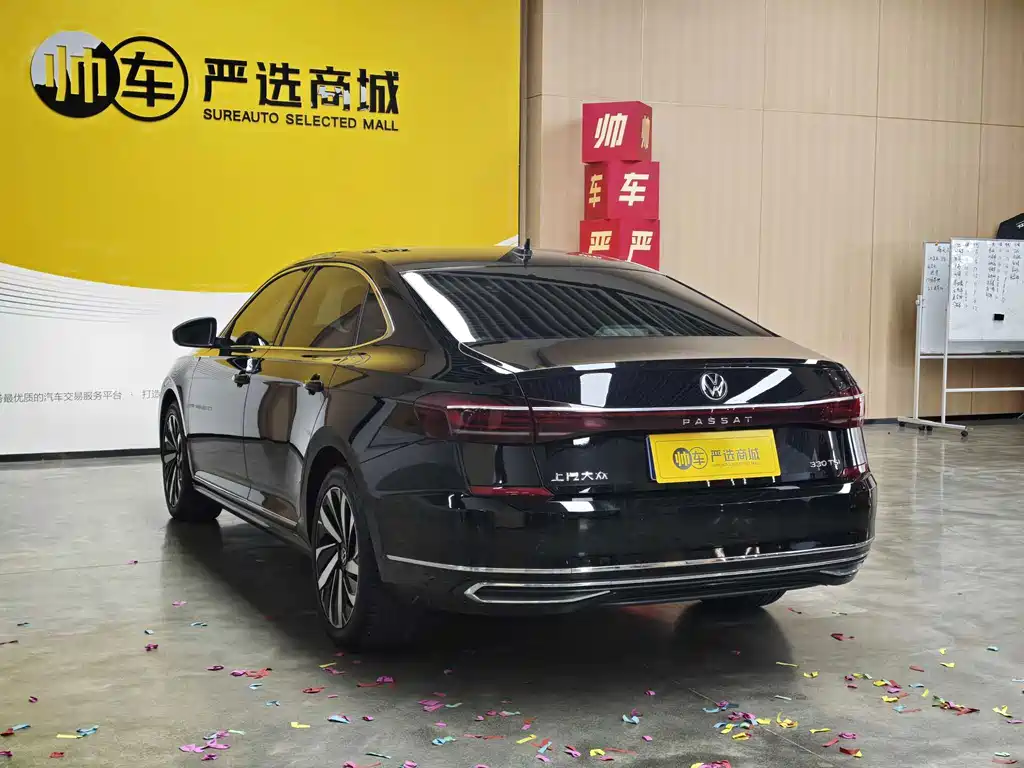 Volkswagen Passat — фото 4