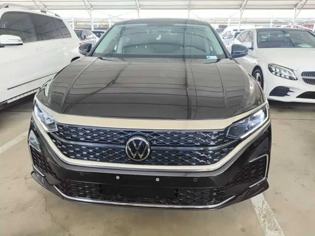Volkswagen Passat — фото 3