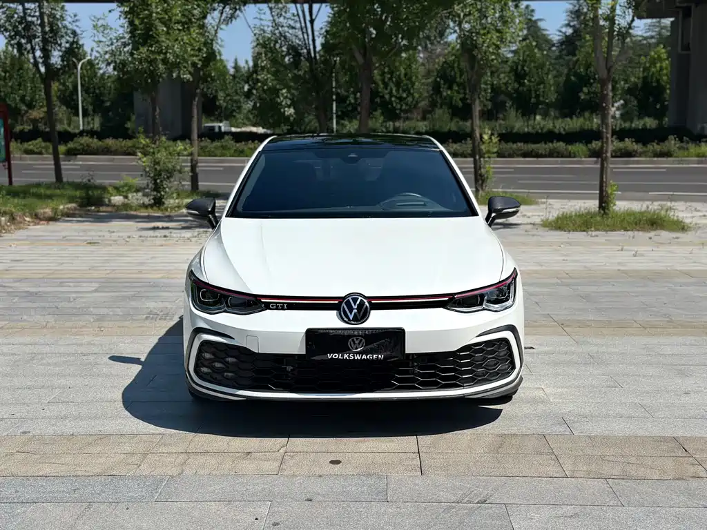 Volkswagen Golf GTI — фото 2