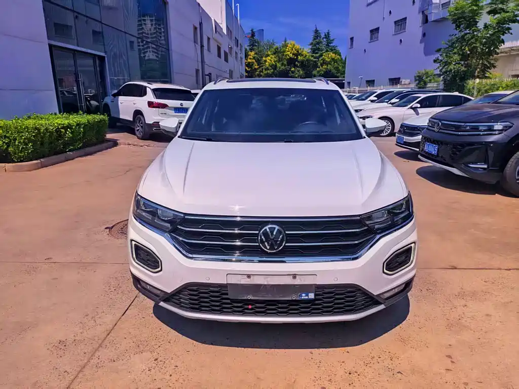 Volkswagen T-Roc — фото 2