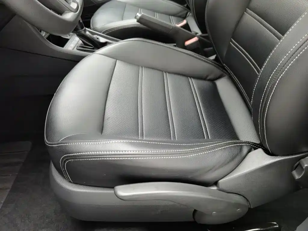 Volkswagen Lavida — фото 20