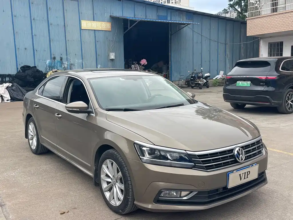 Volkswagen Passat — фото 3