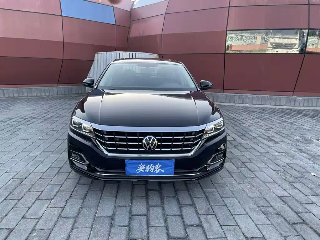 Volkswagen Passat — фото 2