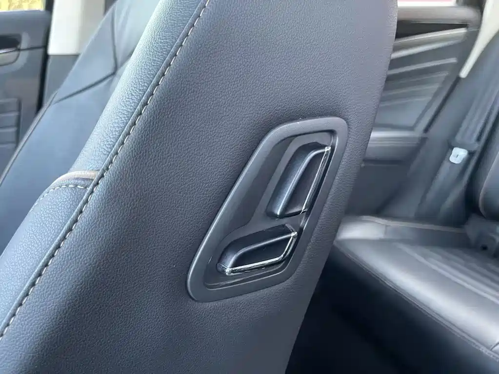 Volkswagen Passat — фото 23
