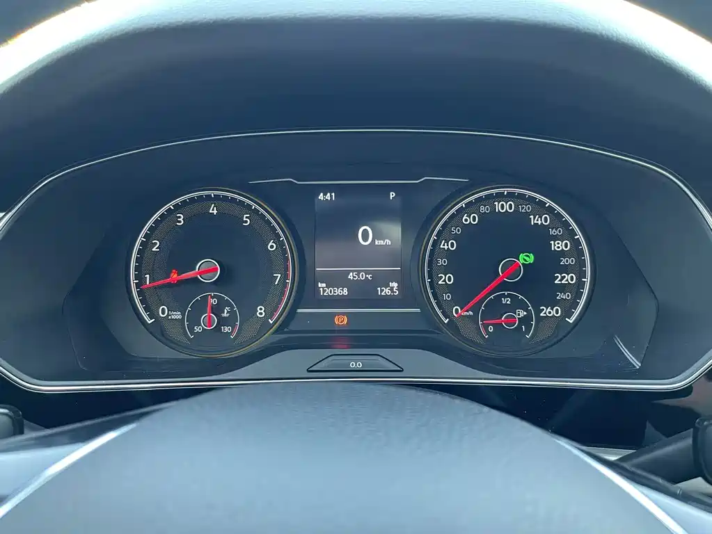 Volkswagen Passat — фото 25