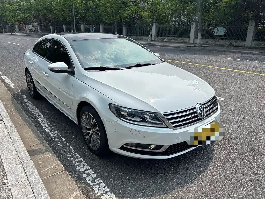 Volkswagen CC — фото 3
