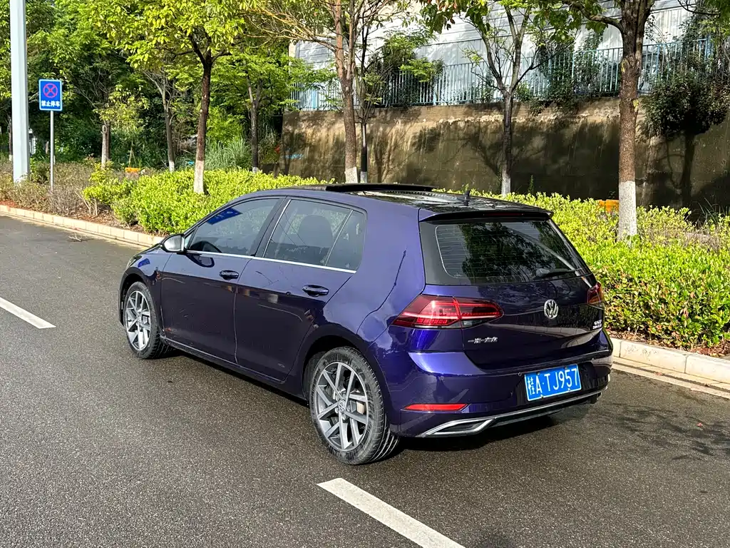 Volkswagen Golf — фото 4