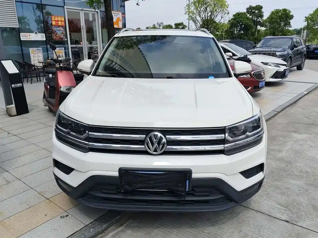 Volkswagen Tharu — фото 2