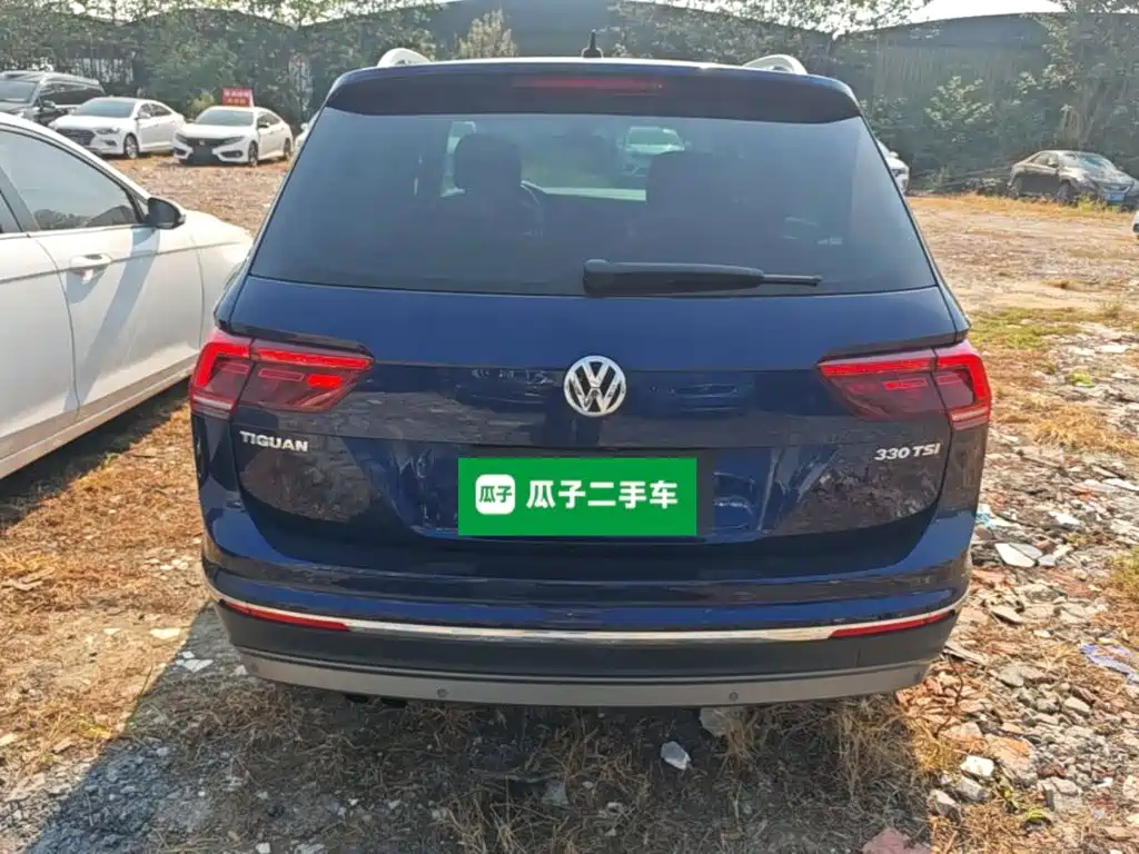 Volkswagen Tiguan — фото 6