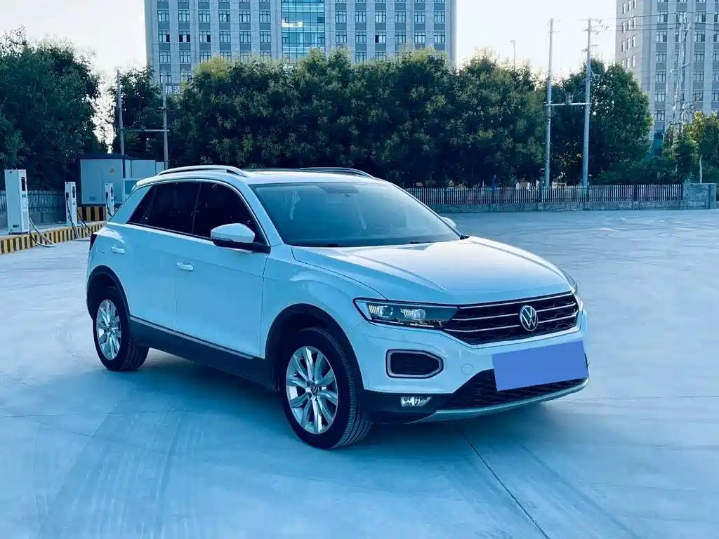 Volkswagen T-Roc — фото 4