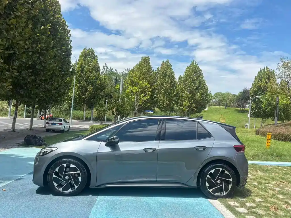 Volkswagen ID.3 — фото 3