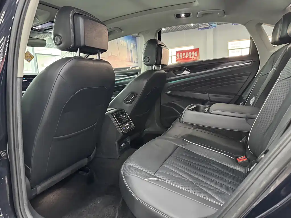 Volkswagen Passat — фото 5