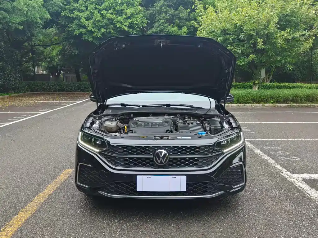 Volkswagen Passat — фото 14
